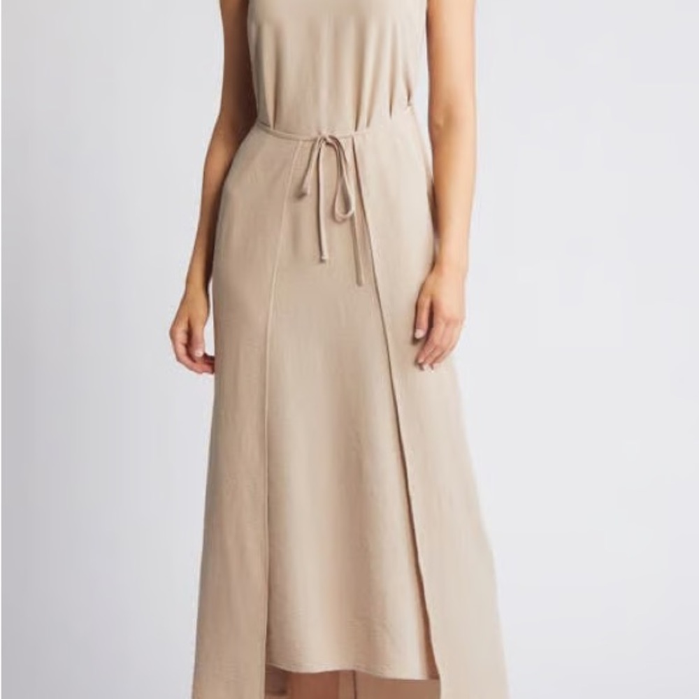 Vince Camuto Beige Sleeveless Dress